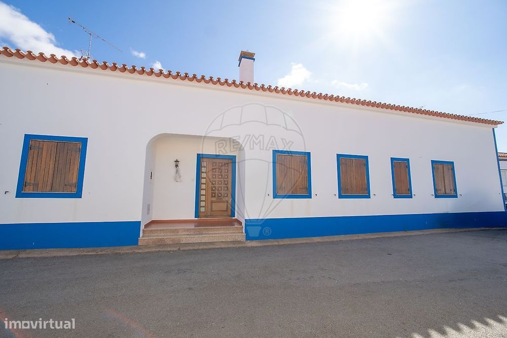Moradia T4 para venda