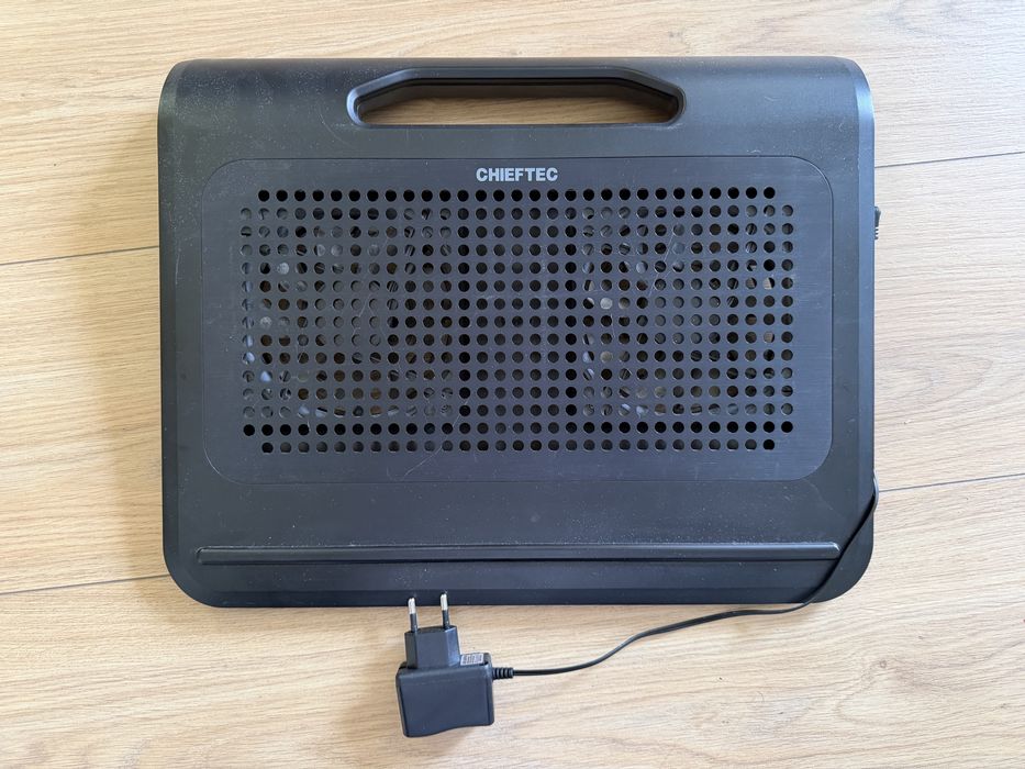Охолоджуюча підставка для ноутбука Chieftec CPD-1220T