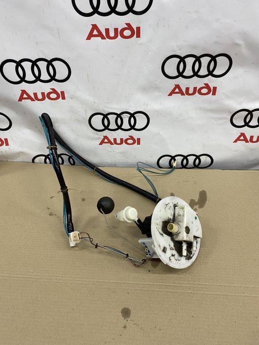 Датчик уровна топлива поплавок Audi A4 B8 / A5 8K0201301C