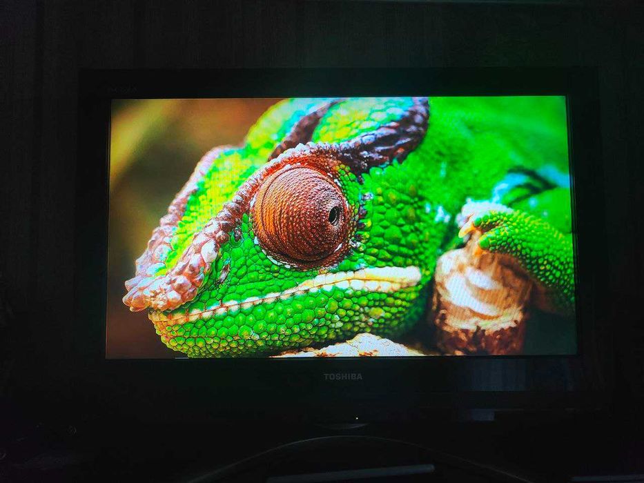 Toshiba Regza 32 дюймов