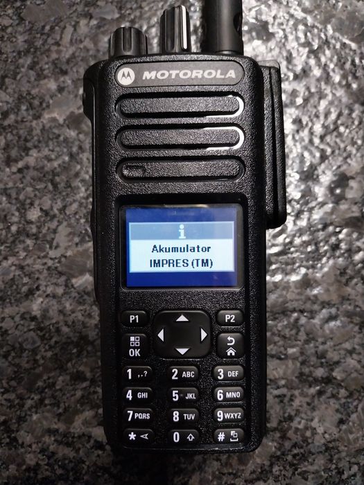 Radiotelefon Motorola dp 4800 e UHF.