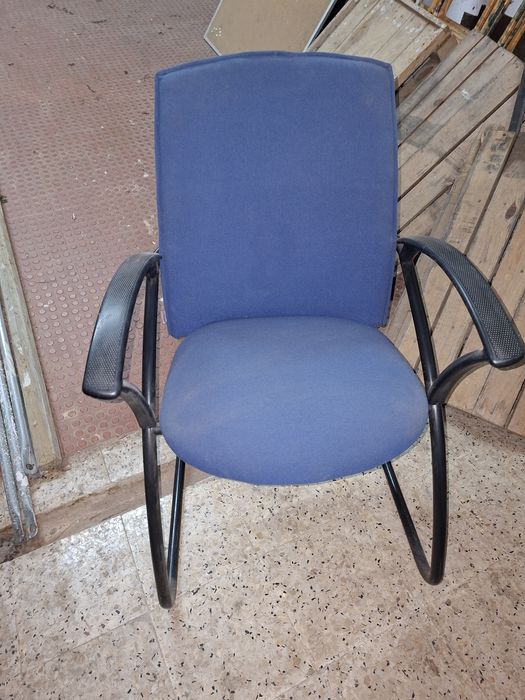 Cadeiras de escritorio porta gavetas