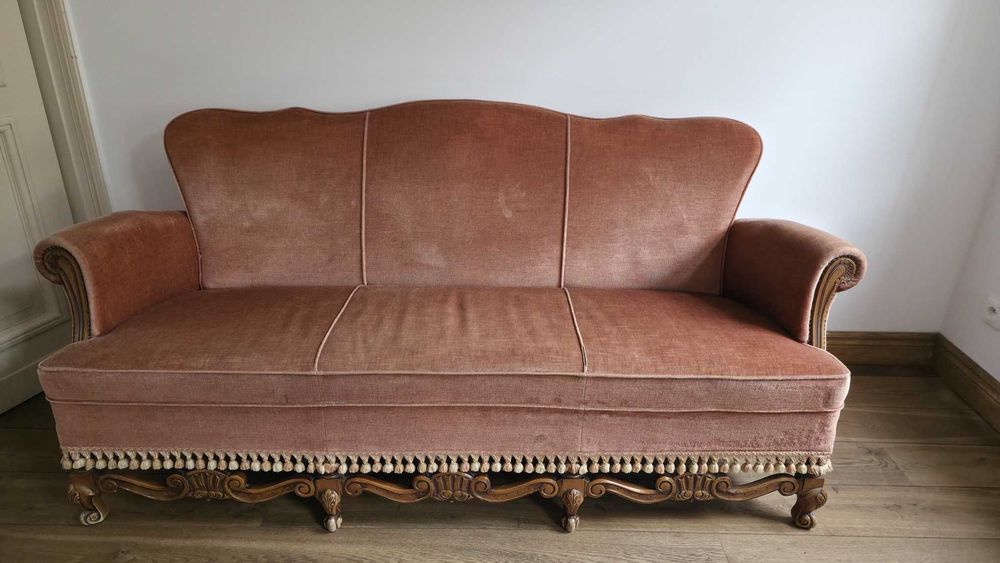 Stylowa sofa vintage / klasyczna z drewnem – wyjątkowy mebel Wrocław ...