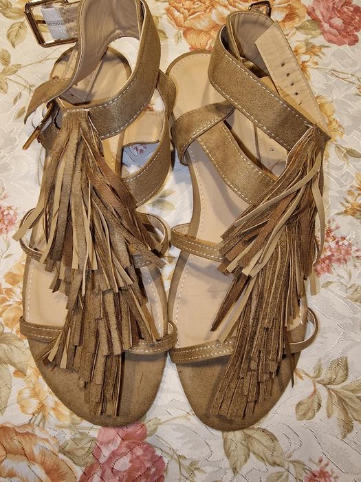 buty damskie z frędzlami rozmiar 39