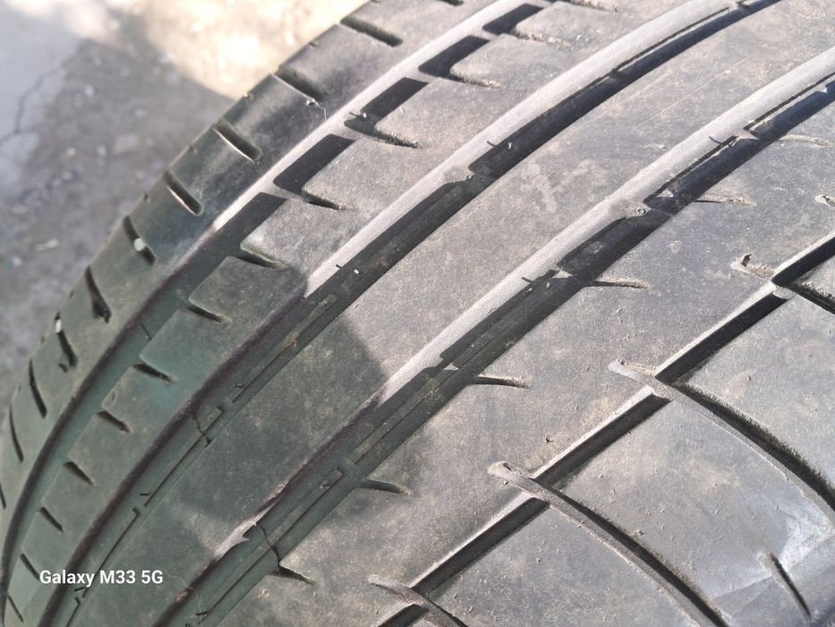 Продам літню гуму в розмірі 225 45 р17