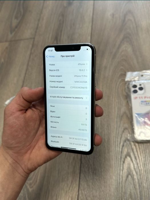 Продається iPhone 11 Pro на 64 гб 
Всі функції працюють
Фейс айді,трут