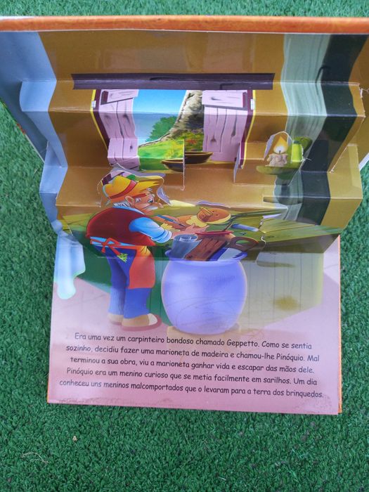 Vários livros para crianças