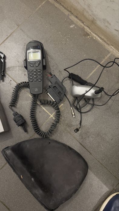 Телефон Nokia для Mercedes