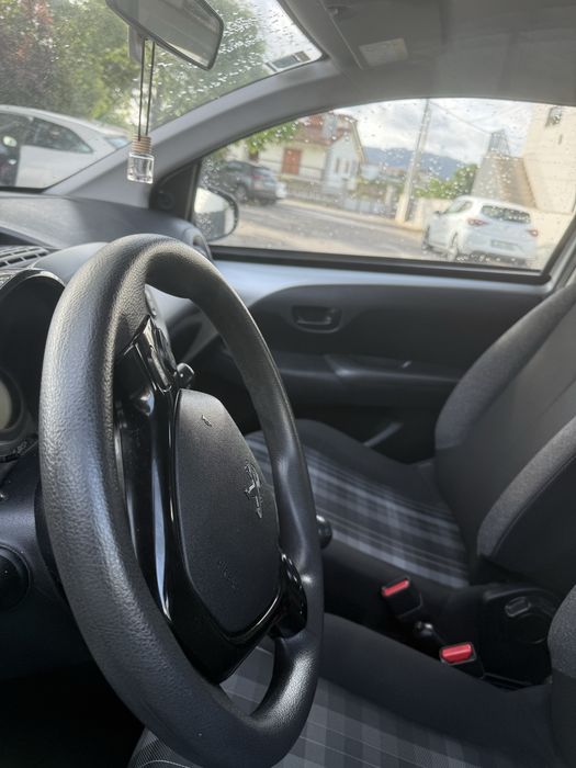 Peugeot 108 com apenas 81000k!