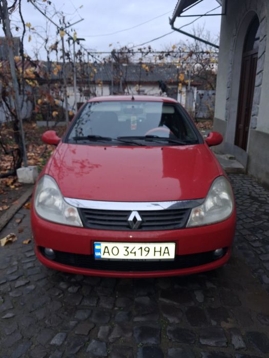 Автомобіль RENAULT Thalia