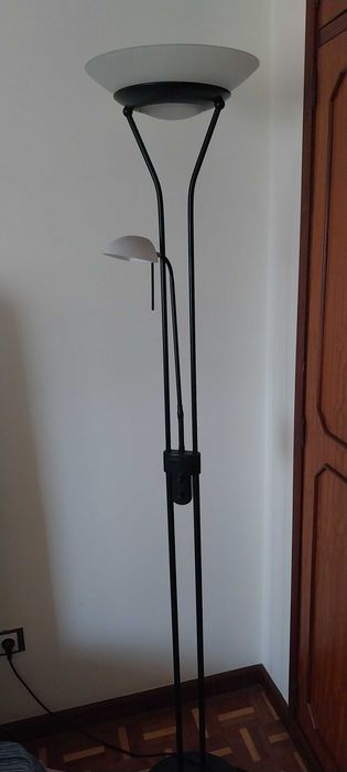 Candeeiro de pé para sala