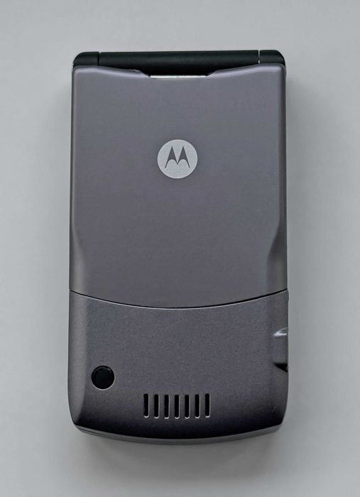 Вінтажна Motorola RAZR V3i Раритет