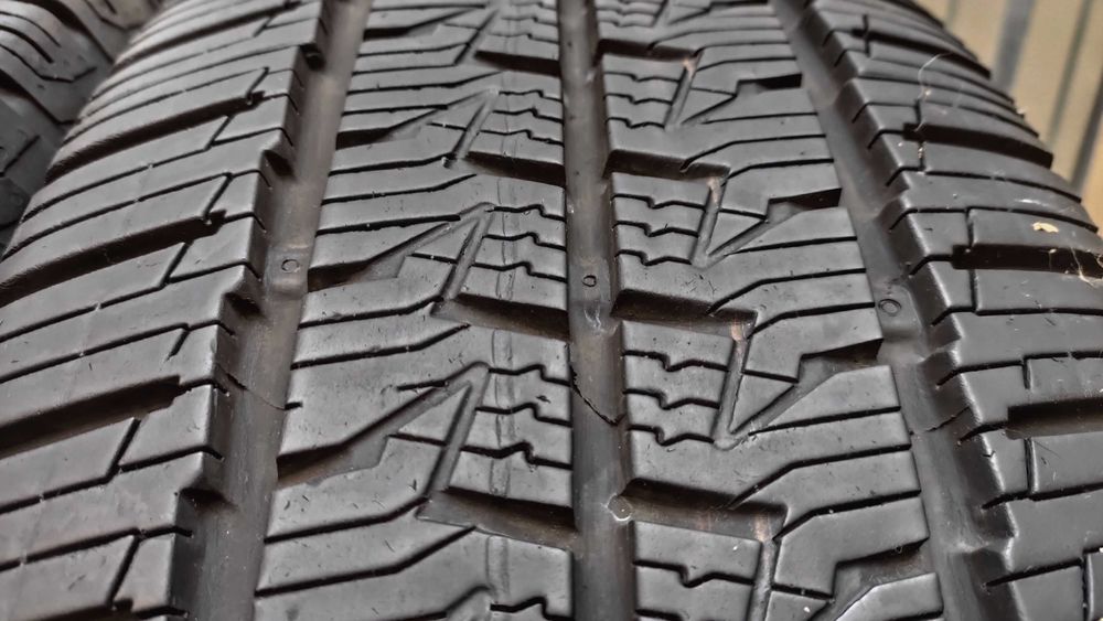 Шини 225/65R16C Continental Всесезонні 2023р  с