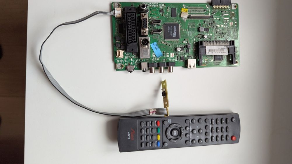 Płyta,dioda IR do telewizora Sharp LC 32 plus pilotLD 145 V