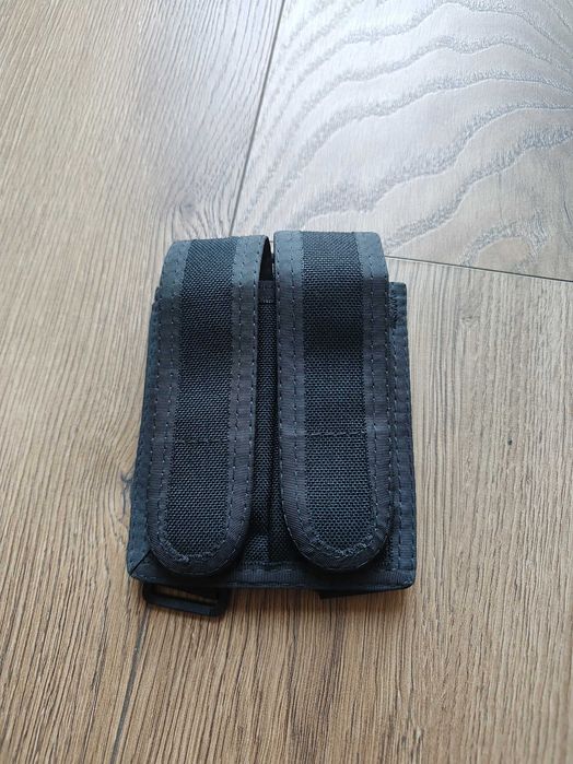 Uncle Mike's Universal Double Pistol Mag Case w/Hook & Loop