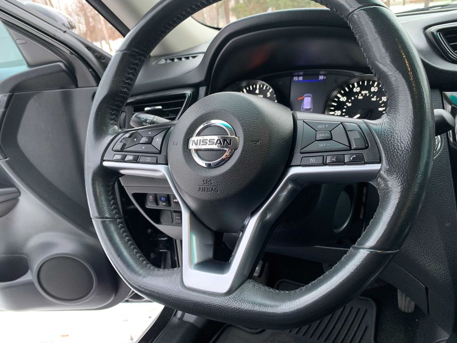 Nissan Rogue полный привод SV AWD 2017 года!