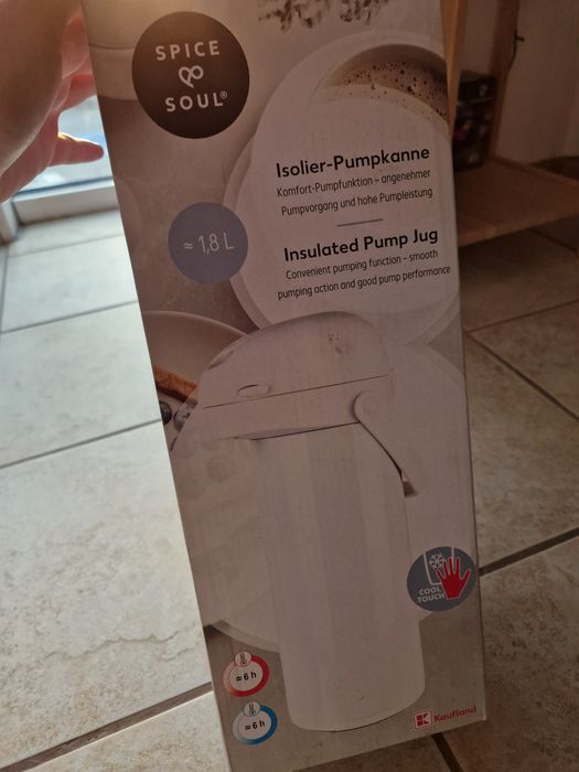 Dzbanek termiczny z pompką