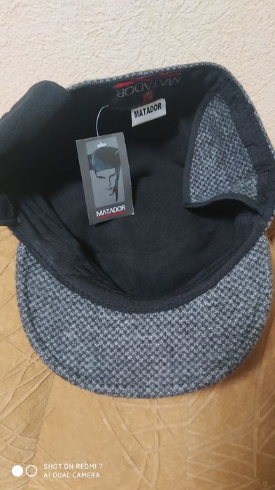 Продам осень зимнюю кепку