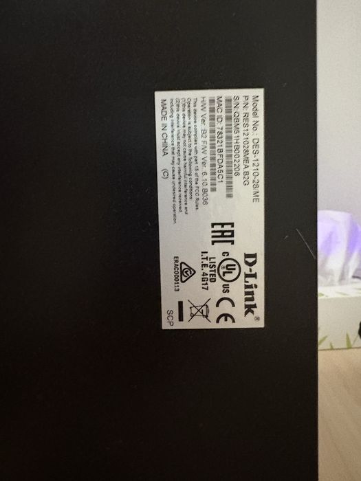 D-Link DES - 1210-28/ME - Metro Ethernet Switch|28 портів|робочий