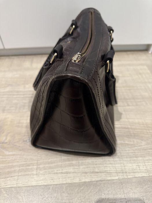 Mala Sacoor em pele como nova