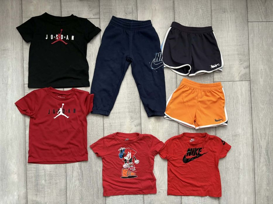 Zestaw ubrań chłopięcych Nike 74-98