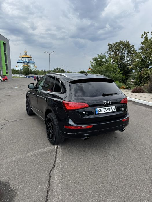 Audi Q5 2013 VIN WA1LFAFP1DA077850 фото оголошення 2 з 10