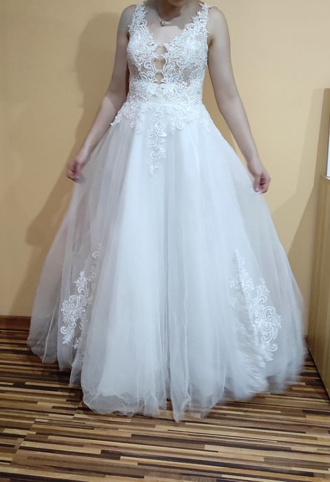 Śliczna suknia ślubna model Anastazja