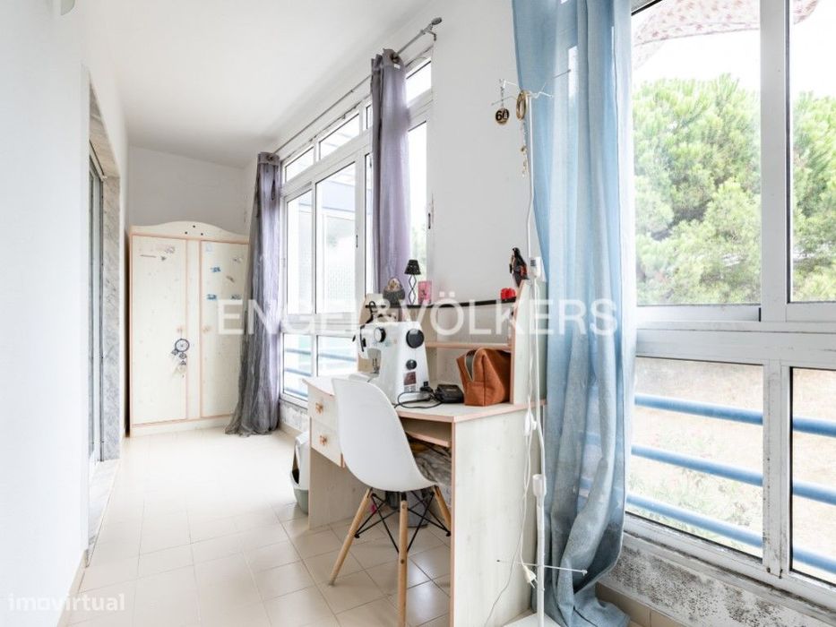 Apartamento T2 mobilado na Quinta do Texugo