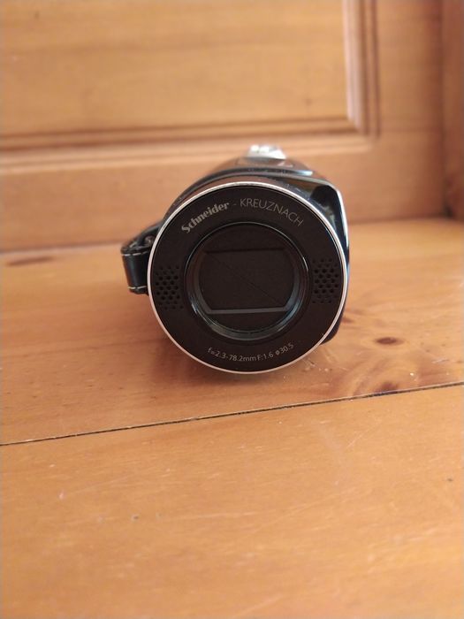 Câmara de vídeo e fotográfica