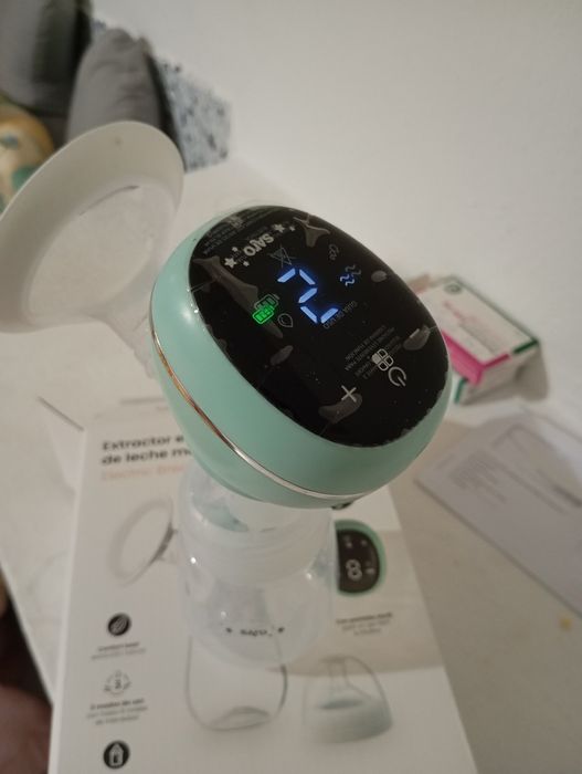 Extrator elétrico de leite materno