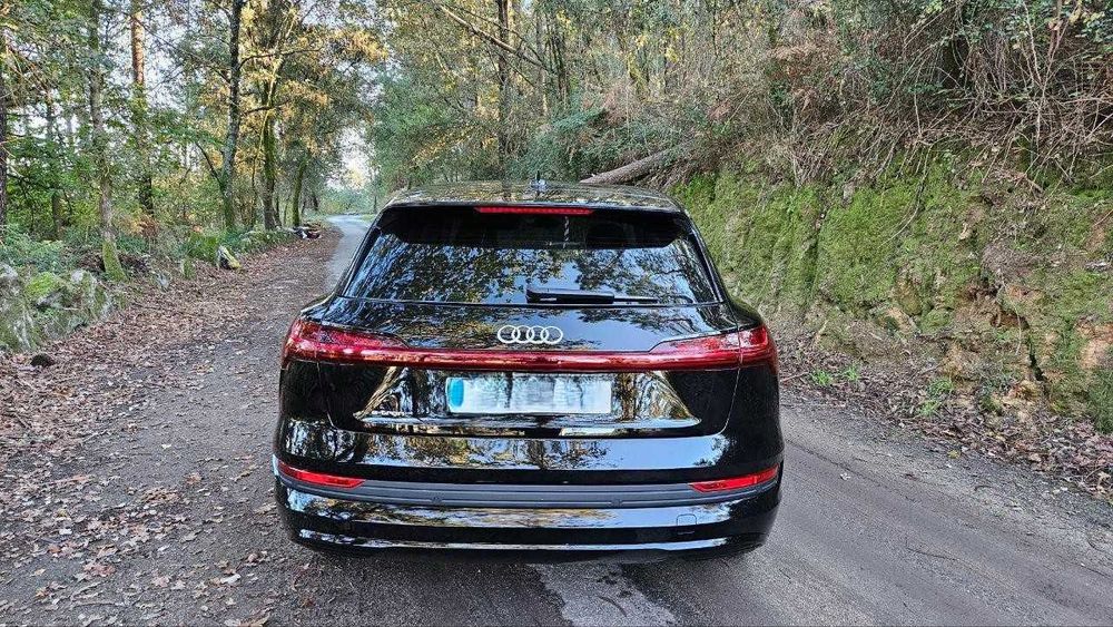 Audi e-tron 50 quattro