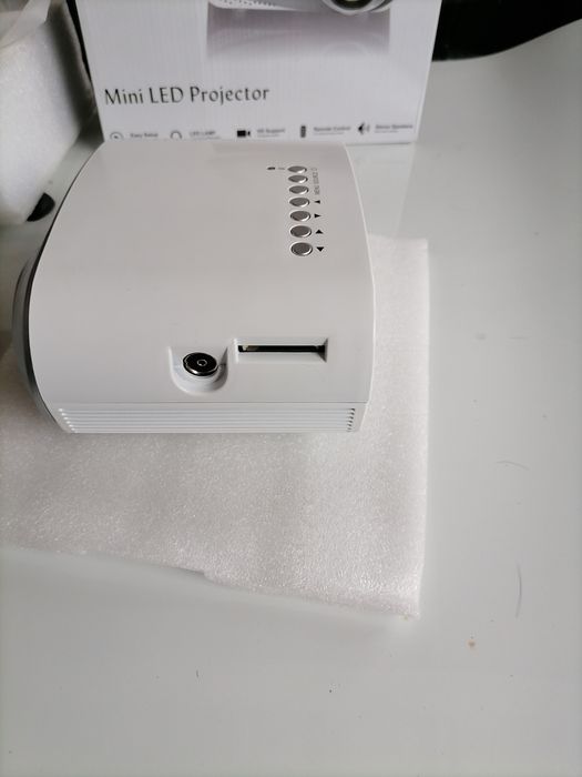 Проєктор Mini Led RD-802