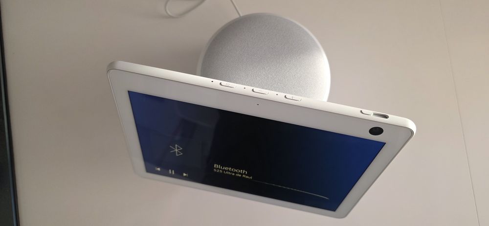 Alexa Echo Show 10489614573873418242