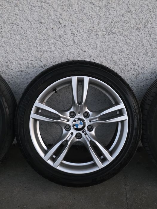 Jantes BMW 18" Pack M com Pneus 225.45.18 + 255.40.18