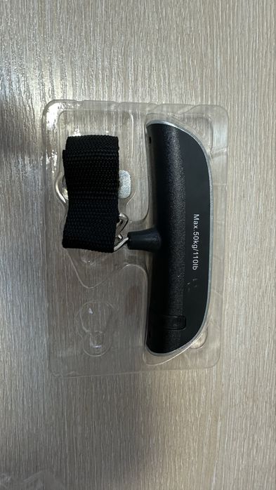 Waga do bagażu, walizki