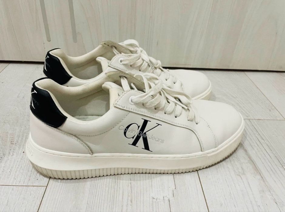 Calvin Klein Jeans Sneakersy Chunky Cupsole Monologo białe 44