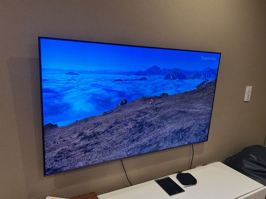 Tv Samsung QLed 65 disponível em Junho