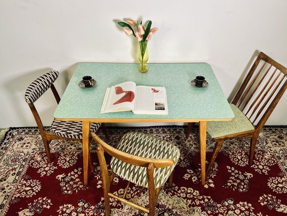 Stół PRL space age Jirak dla Drevnoimpregna Czechy buk mat lata 60