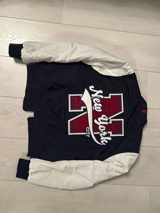 Куртка бомбер жіноча