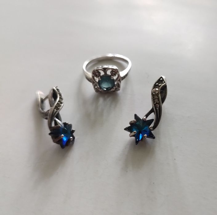 Серебряные серьги-звёздочки и перстень. Костяное кольцо.