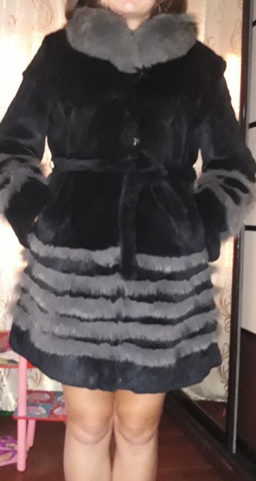 Шуба натуральная кролик и песец