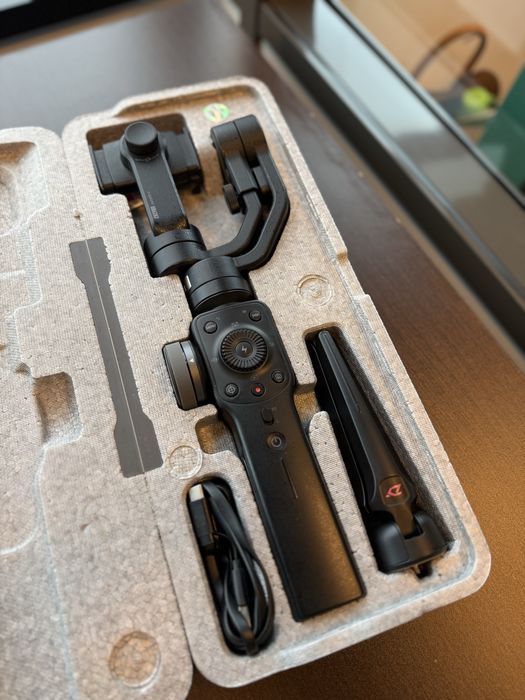 Zhiyun Smooth 4 - estabilizador