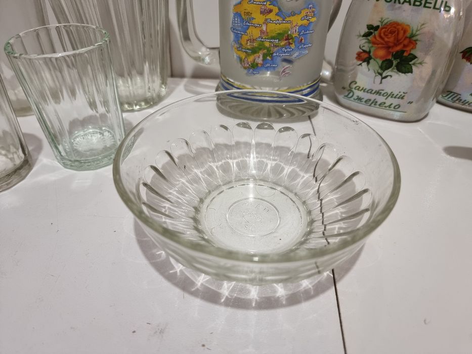 Посуда, ваза, стаканы, чашки, бокал,  фарфор, хрусталь чайник
