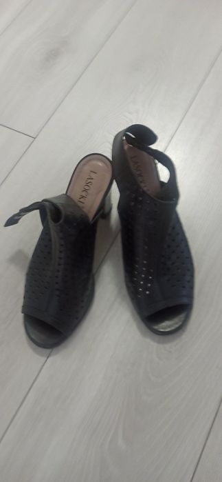 Sandały LASOCKI r. 37