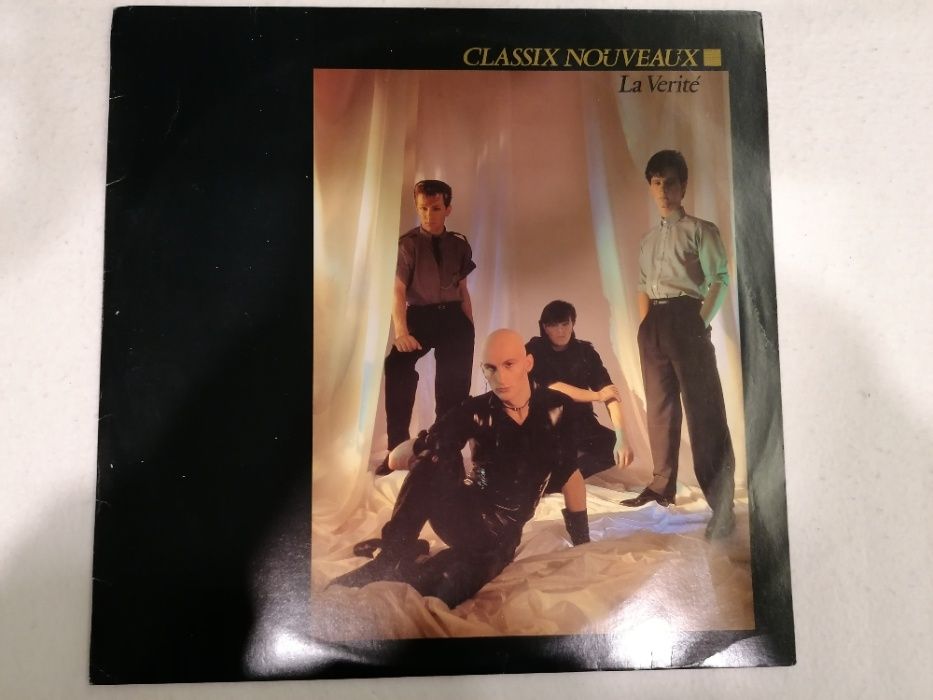 Classsix Nouveaux - La Verité -