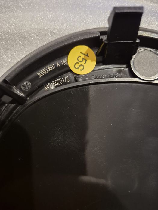 Znaczek emblemat pod Radar VW Passat B8 Arteon Golf Tourana