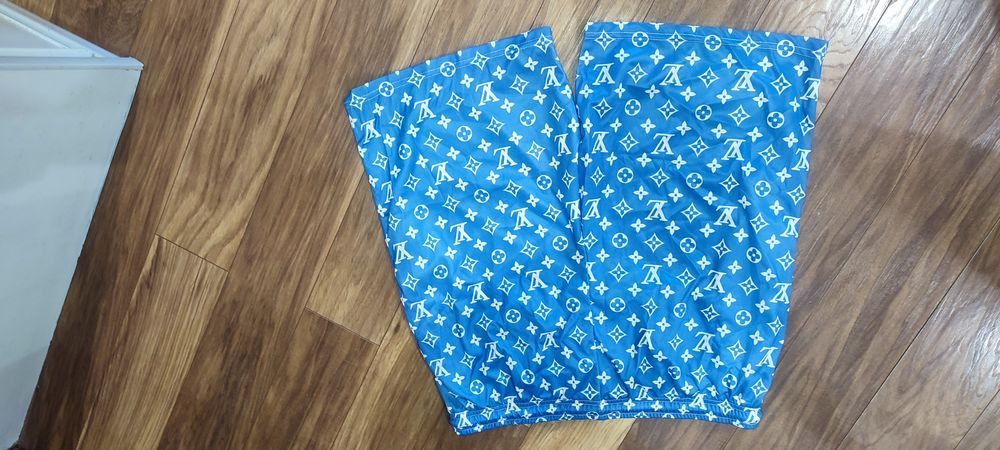 Nowe spodenki Louis Vuitton rozm L wymiary na fotkach