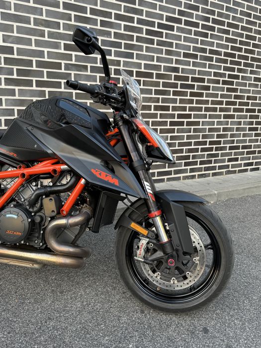 KTM Superduke 1290 R - Muitos Extras