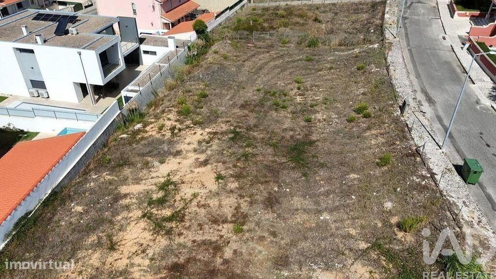 Terreno em Rio Maior de 240,00 m2