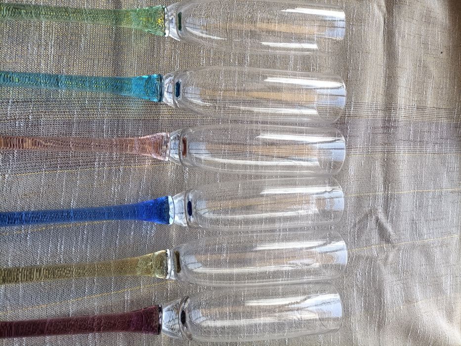 Flutes de champanhe sem base no pé